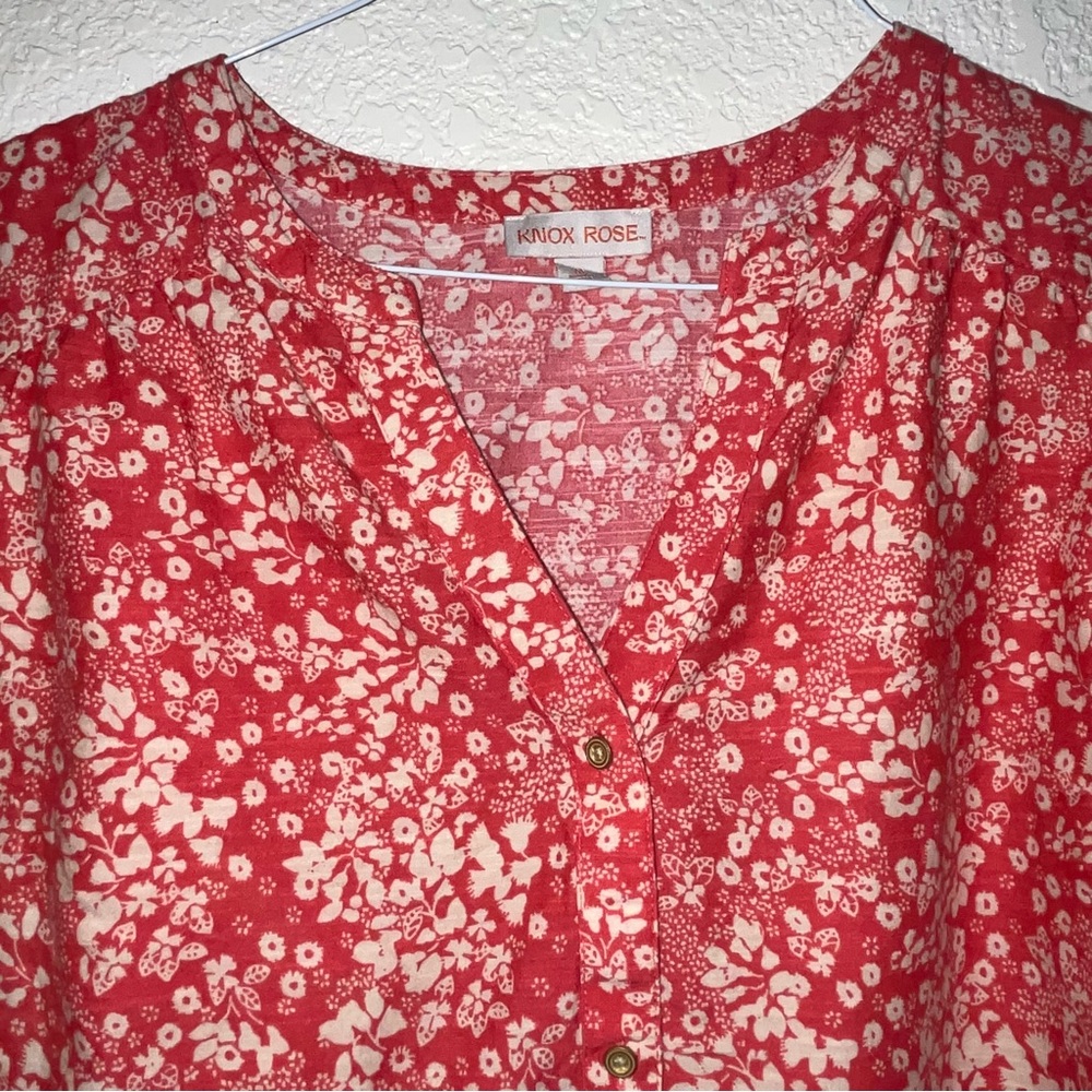 Knox Rose Red/pinkish and White Floral Blouse
